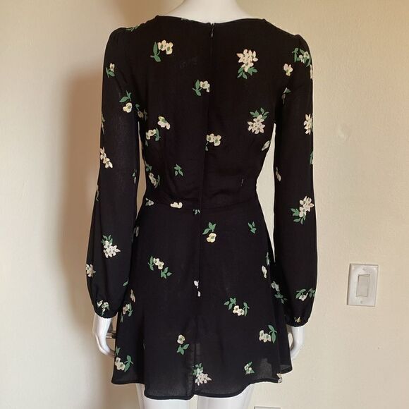 Flynn Skye Black Floral Long Sleeve Mini Dress Size Small - Picture 6 of 14